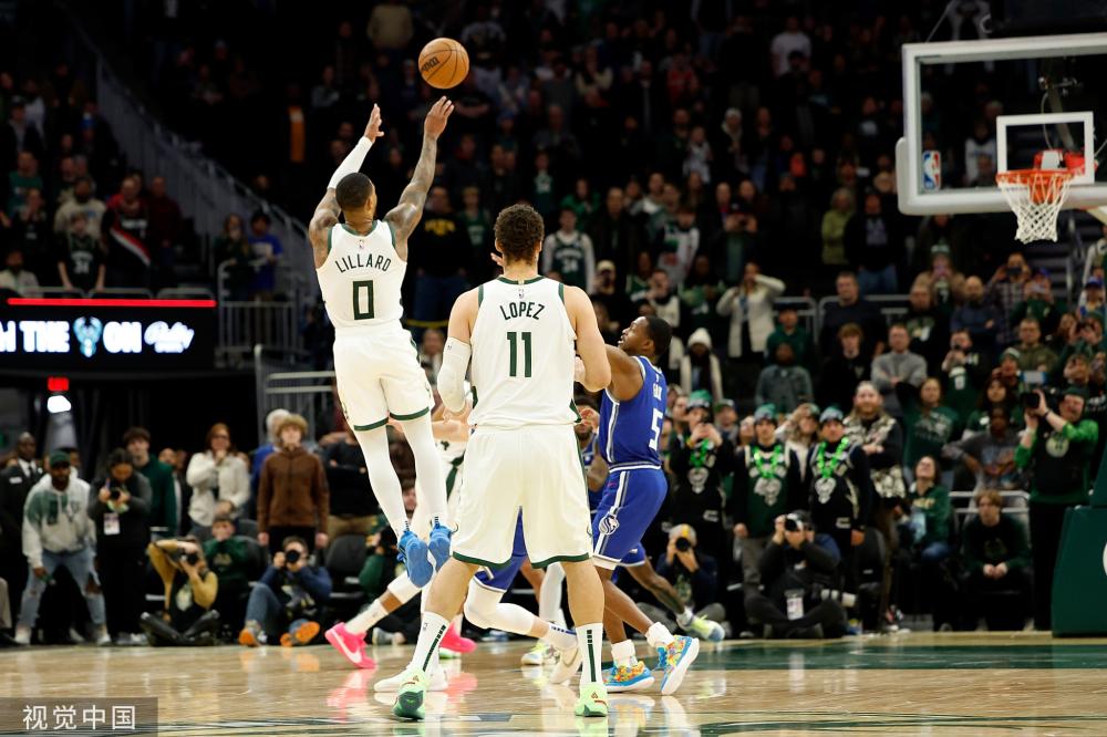 了戏剧性的 了戏剧性的