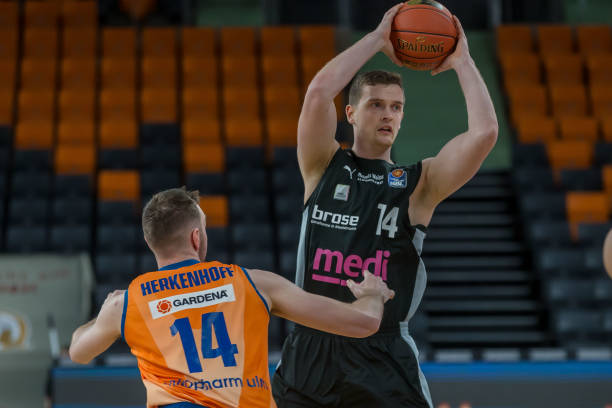 德甲更注重 德甲更注重