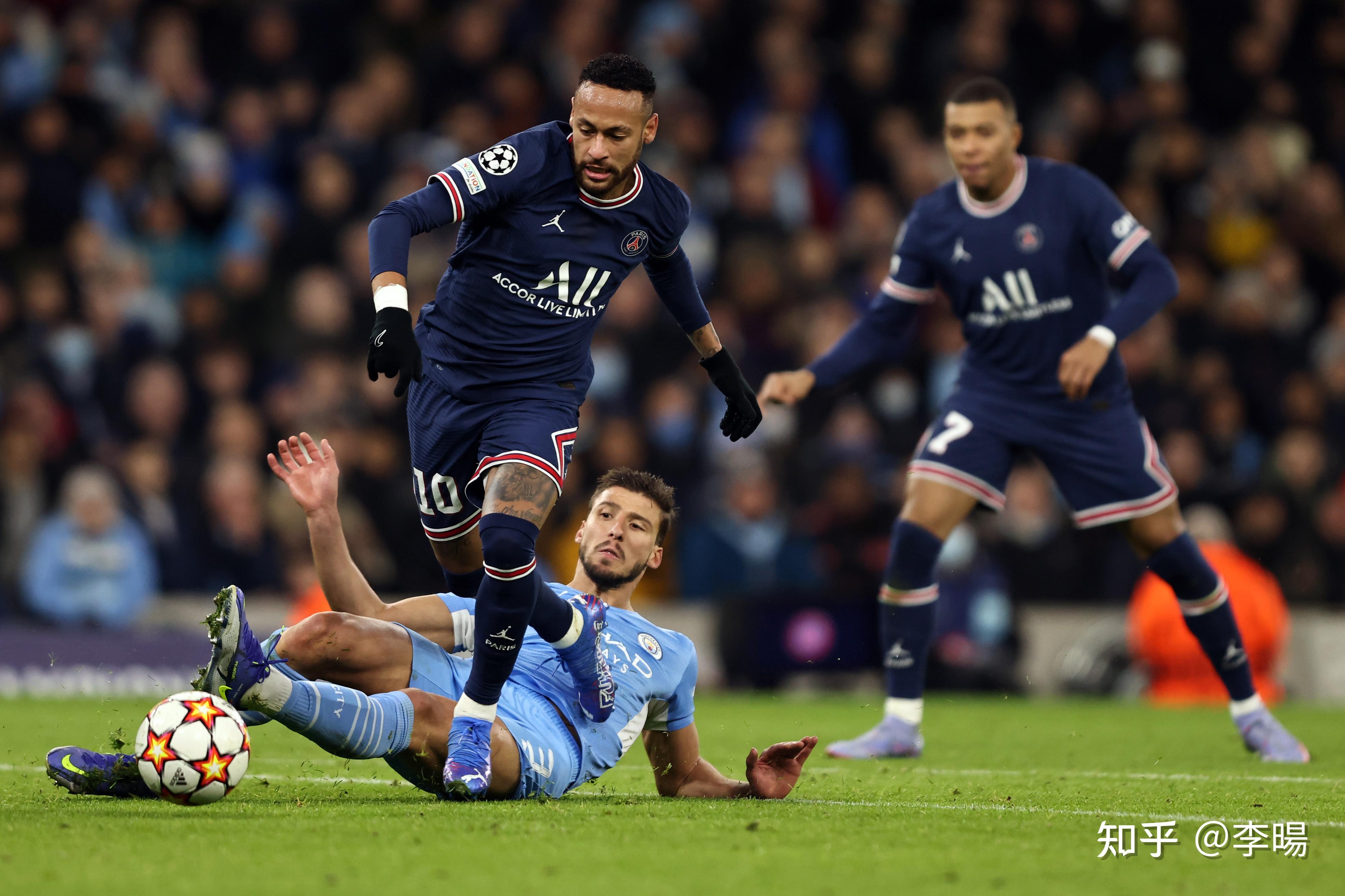 CBA现役大学生球员本赛季得分前五排名.